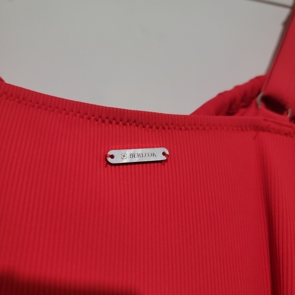 Berlook Red Cutout Tie One-Piece Swimsuit - Picture 4 of 7